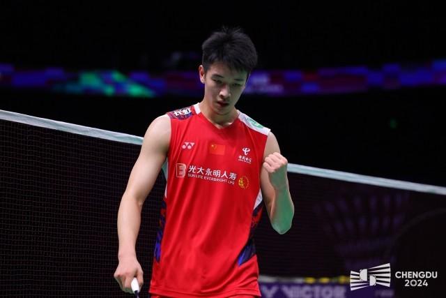 持不仅限于 持不仅限于