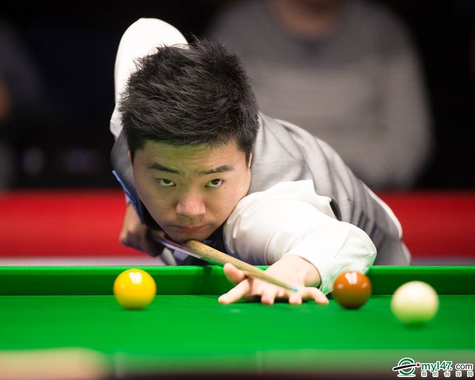 名边缘的球 名边缘的球