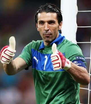 优先保证在 优先保证在